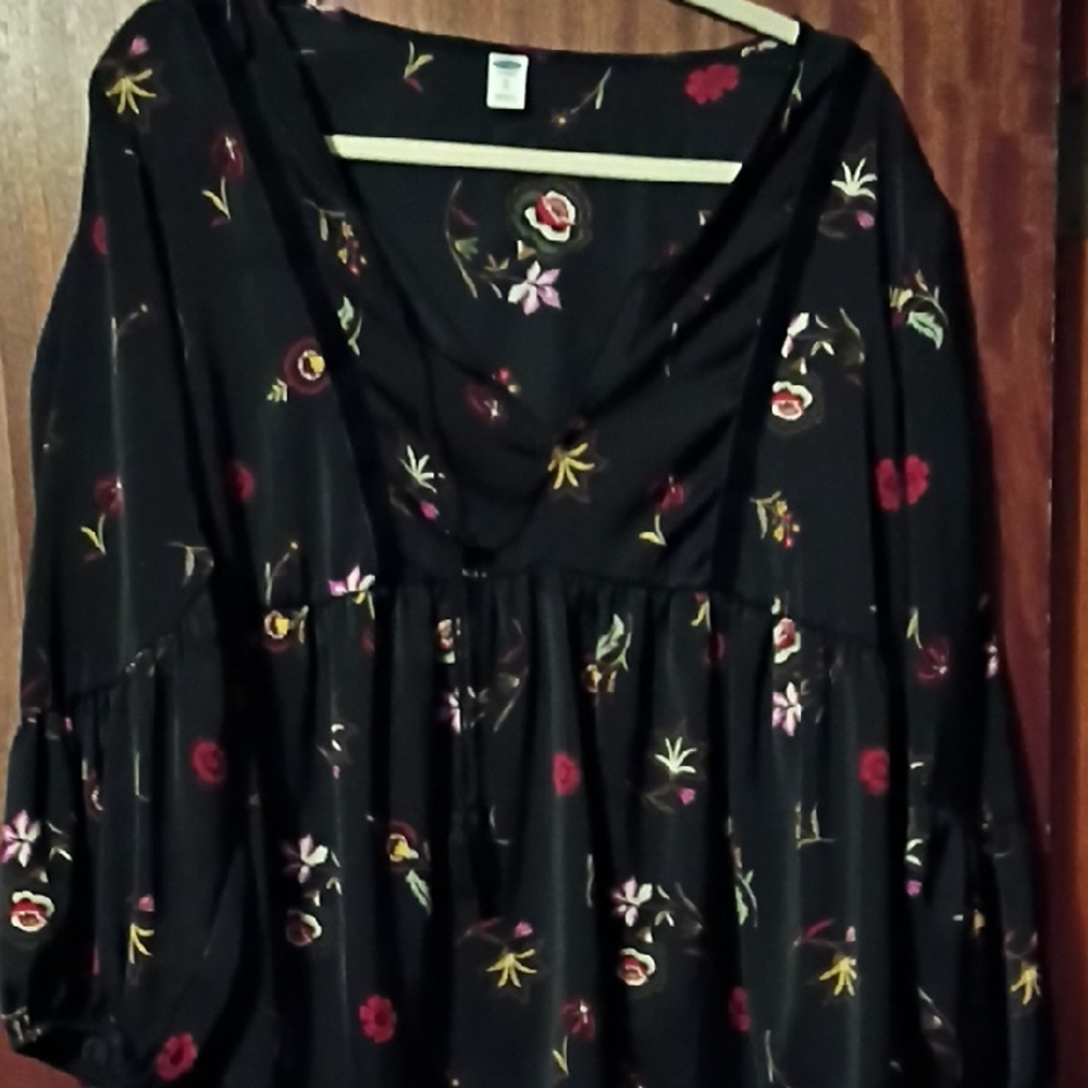Old Navy Black Floral Blouse